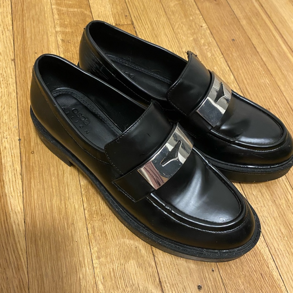 ASOS DESIGN Macrone chunky loafers in black